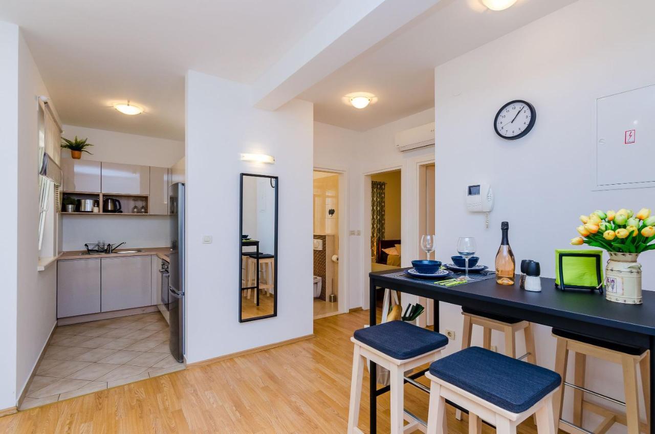 Private Garden Apartment Dubrovnik Bagian luar foto