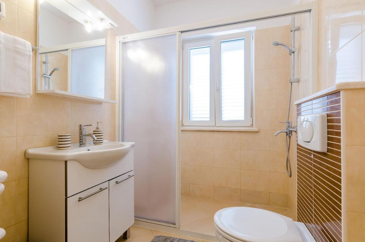 Private Garden Apartment Dubrovnik Bagian luar foto