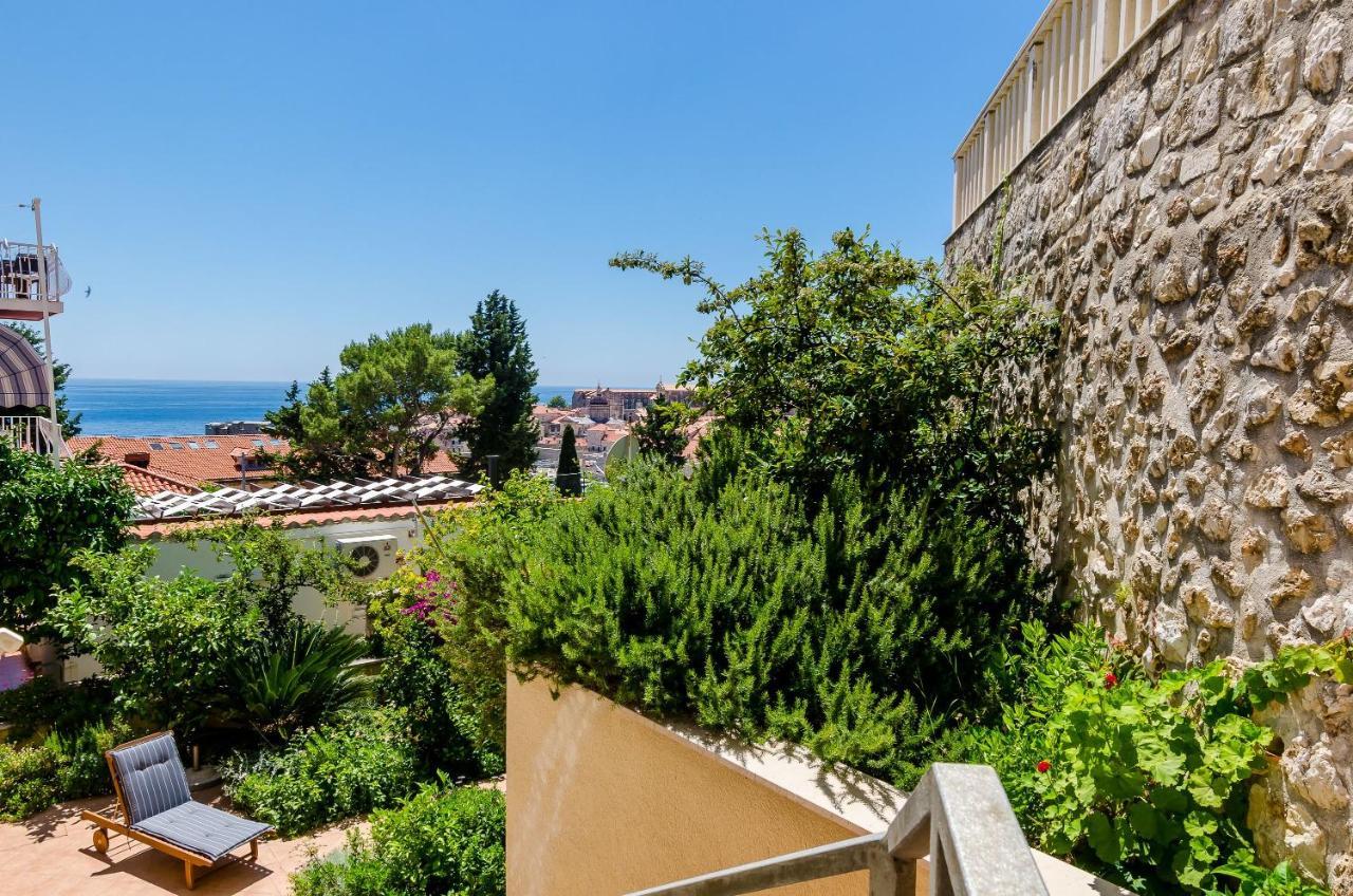 Private Garden Apartment Dubrovnik Bagian luar foto
