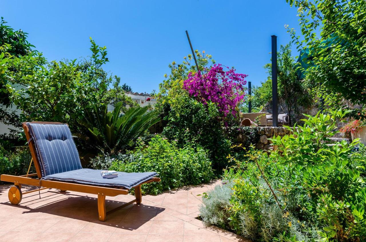 Private Garden Apartment Dubrovnik Bagian luar foto